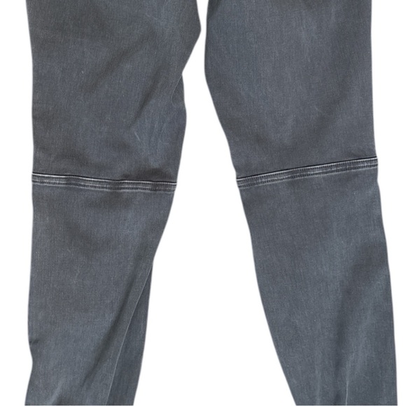 Spanx Stretch Twill Cargo Jogger Pants in Washed Black Women's Size Extra Small - Picture 8 of 14